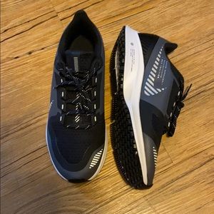 NWOT Nike Women’s Air Zoom Pegasus Running Shoes